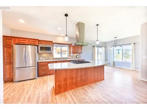 310 Ashwood Street Sutherlin OR 97479
