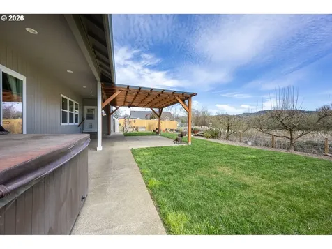 310 Ashwood Street Sutherlin OR 97479