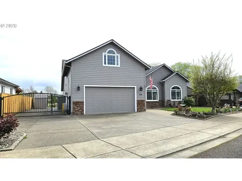 310 Ashwood Street Sutherlin OR 97479