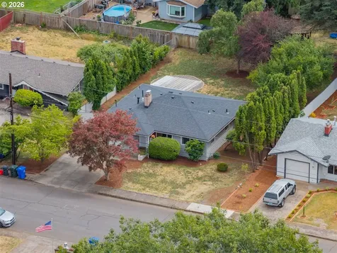 256 Gregory Lane SE Salem OR 97302