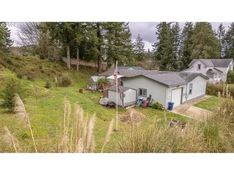770 N Adams Street Coquille OR 97423