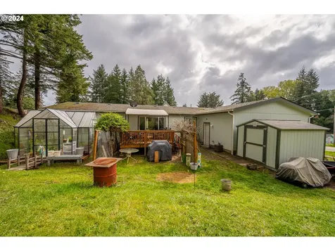 770 N Adams Street Coquille OR 97423