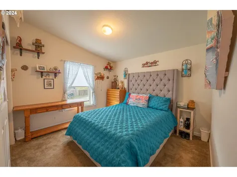 770 N Adams Street Coquille OR 97423