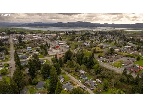 770 N Adams Street Coquille OR 97423