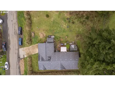 770 N Adams Street Coquille OR 97423