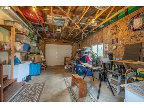 770 N Adams Street Coquille OR 97423
