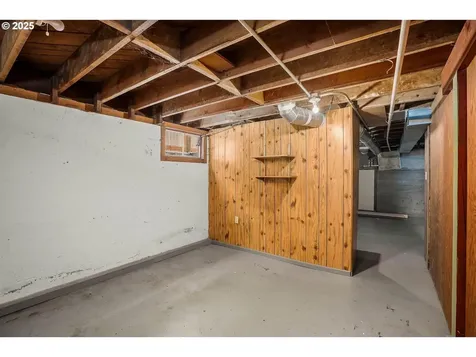 5325/5327 NE Davis Street Portland OR 97213
