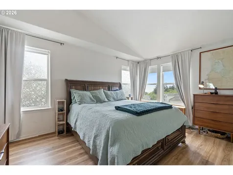 1550 Black Sands Way Tillamook OR 97141
