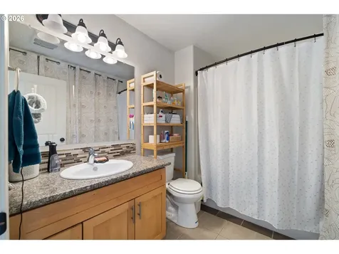 1550 Black Sands Way Tillamook OR 97141