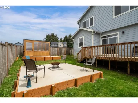 1550 Black Sands Way Tillamook OR 97141
