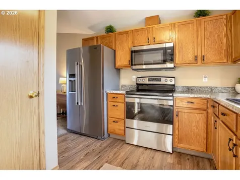 194 Boardwalk Way Kelso WA 98626