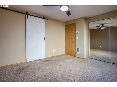 194 Boardwalk Way Kelso WA 98626