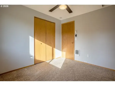 194 Boardwalk Way Kelso WA 98626