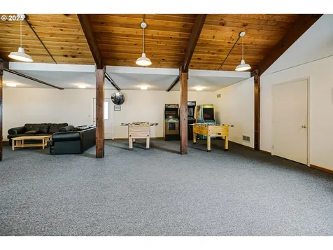 6050 SW Cross Creek Drive Beaverton OR 97078