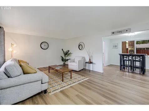 6050 SW Cross Creek Drive Beaverton OR 97078