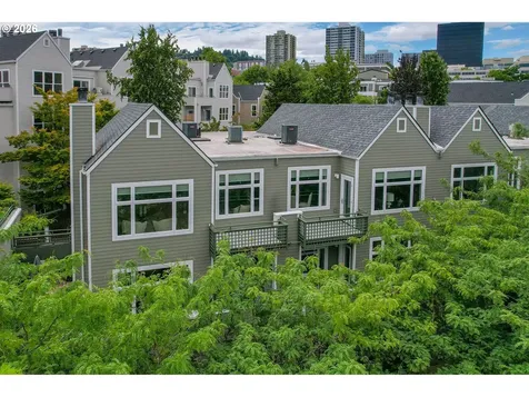 225 S Montgomery Street Portland OR 97201
