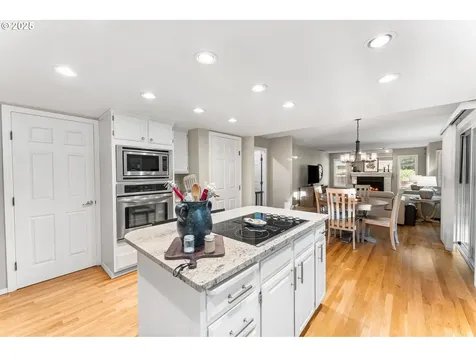 7618 NE Meadows Drive Vancouver WA 98662