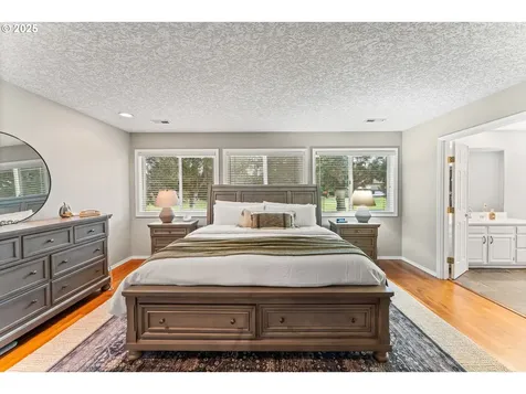 7618 NE Meadows Drive Vancouver WA 98662