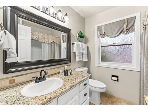 7618 NE Meadows Drive Vancouver WA 98662