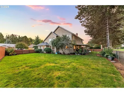 7618 NE Meadows Drive Vancouver WA 98662