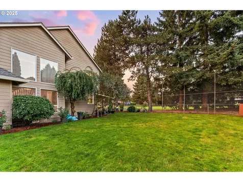 7618 NE Meadows Drive Vancouver WA 98662