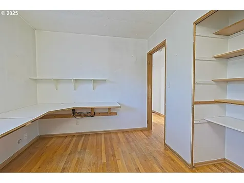 15834 SE Grant Street Portland OR 97233