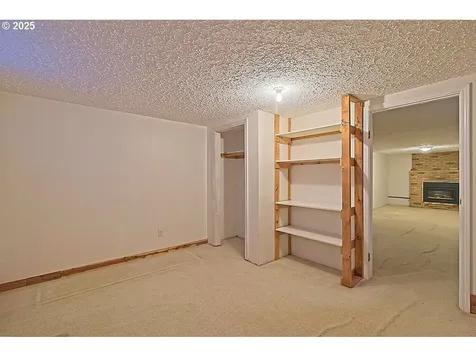 15834 SE Grant Street Portland OR 97233