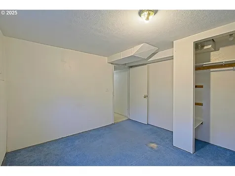 15834 SE Grant Street Portland OR 97233