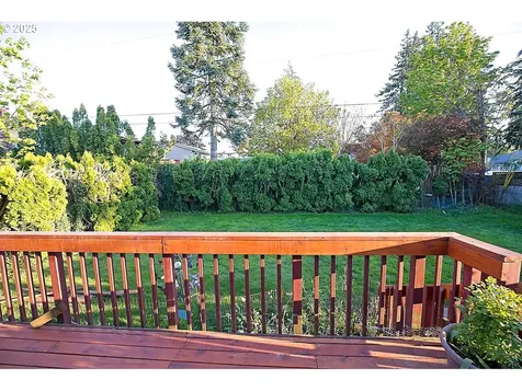 15834 SE Grant Street Portland OR 97233