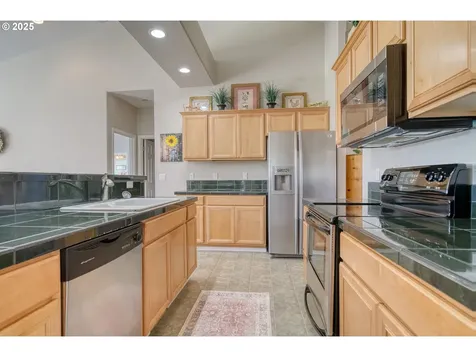 3520 5th Street Columbia City OR 97018