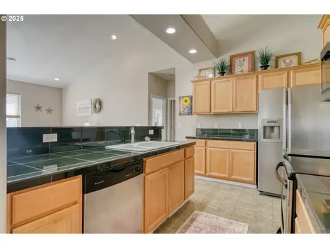 3520 5th Street Columbia City OR 97018