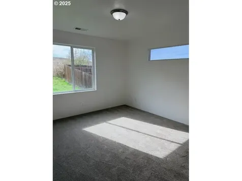 189 Quincy Avenue Roseburg OR 97471