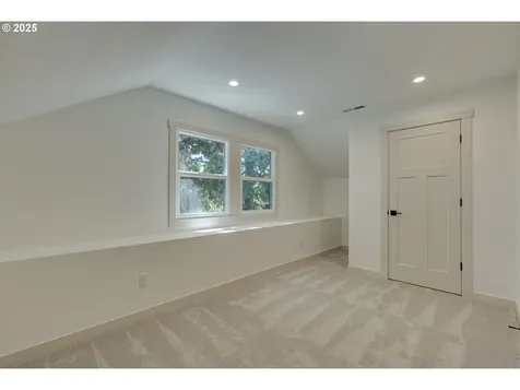 1730 NE 38th Avenue Portland OR 97212