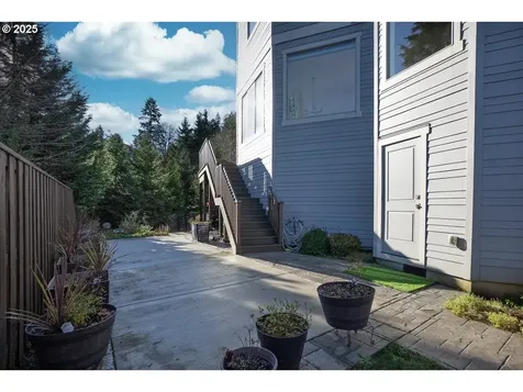 16250 SW Jade View Way Beaverton OR 97007