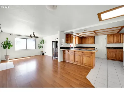36250 Enterprise Road Creswell OR 97426