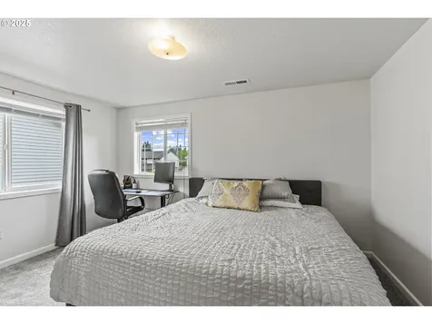 16317 NE 77th Circle Vancouver WA 98682