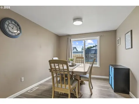 16317 NE 77th Circle Vancouver WA 98682