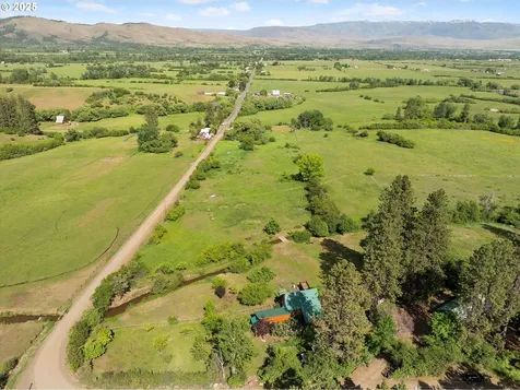 35912 Valley View Lane Halfway OR 97834