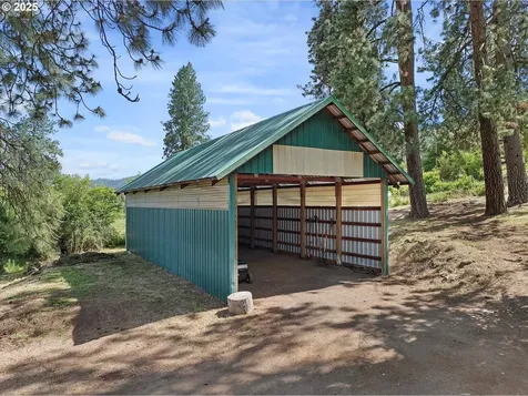 35912 Valley View Lane Halfway OR 97834