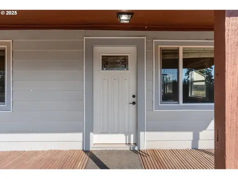 1175 NW Baker Drive White Salmon WA 98672