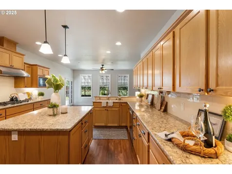 1225 NE 3rd Avenue Hillsboro OR 97124