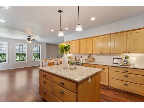 1225 NE 3rd Avenue Hillsboro OR 97124