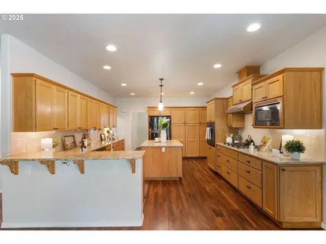 1225 NE 3rd Avenue Hillsboro OR 97124