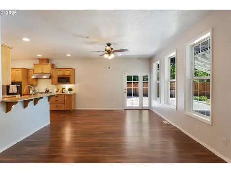 1225 NE 3rd Avenue Hillsboro OR 97124