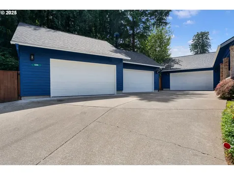 1225 NE 3rd Avenue Hillsboro OR 97124