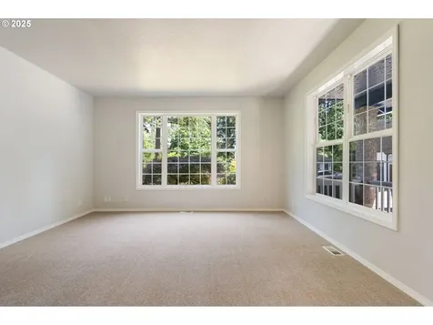 1225 NE 3rd Avenue Hillsboro OR 97124