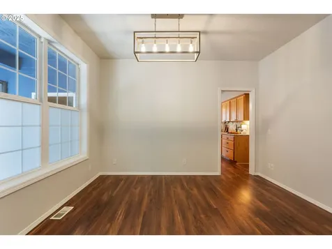 1225 NE 3rd Avenue Hillsboro OR 97124