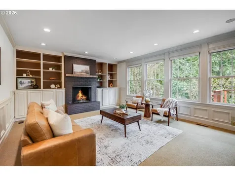 965 S Comus Street Portland OR 97219
