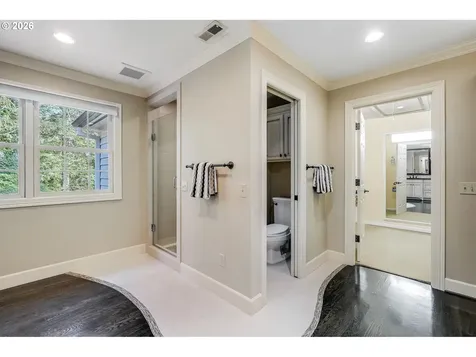 965 S Comus Street Portland OR 97219
