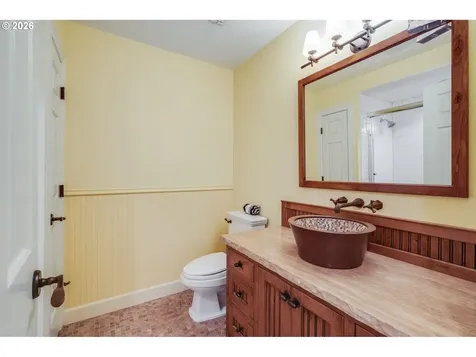 965 S Comus Street Portland OR 97219